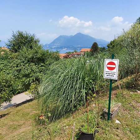 La Casa Delle Camelie Villa Stresa Szoba fotó